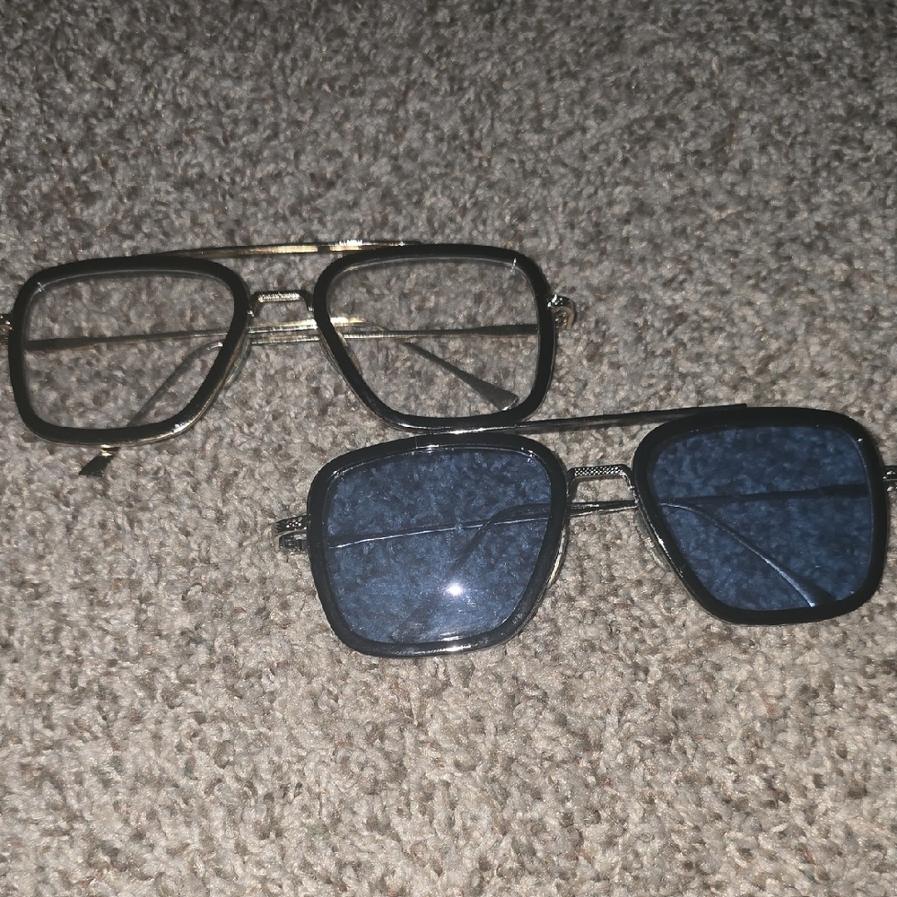 Stylish Black and Gold Square Sunglasses